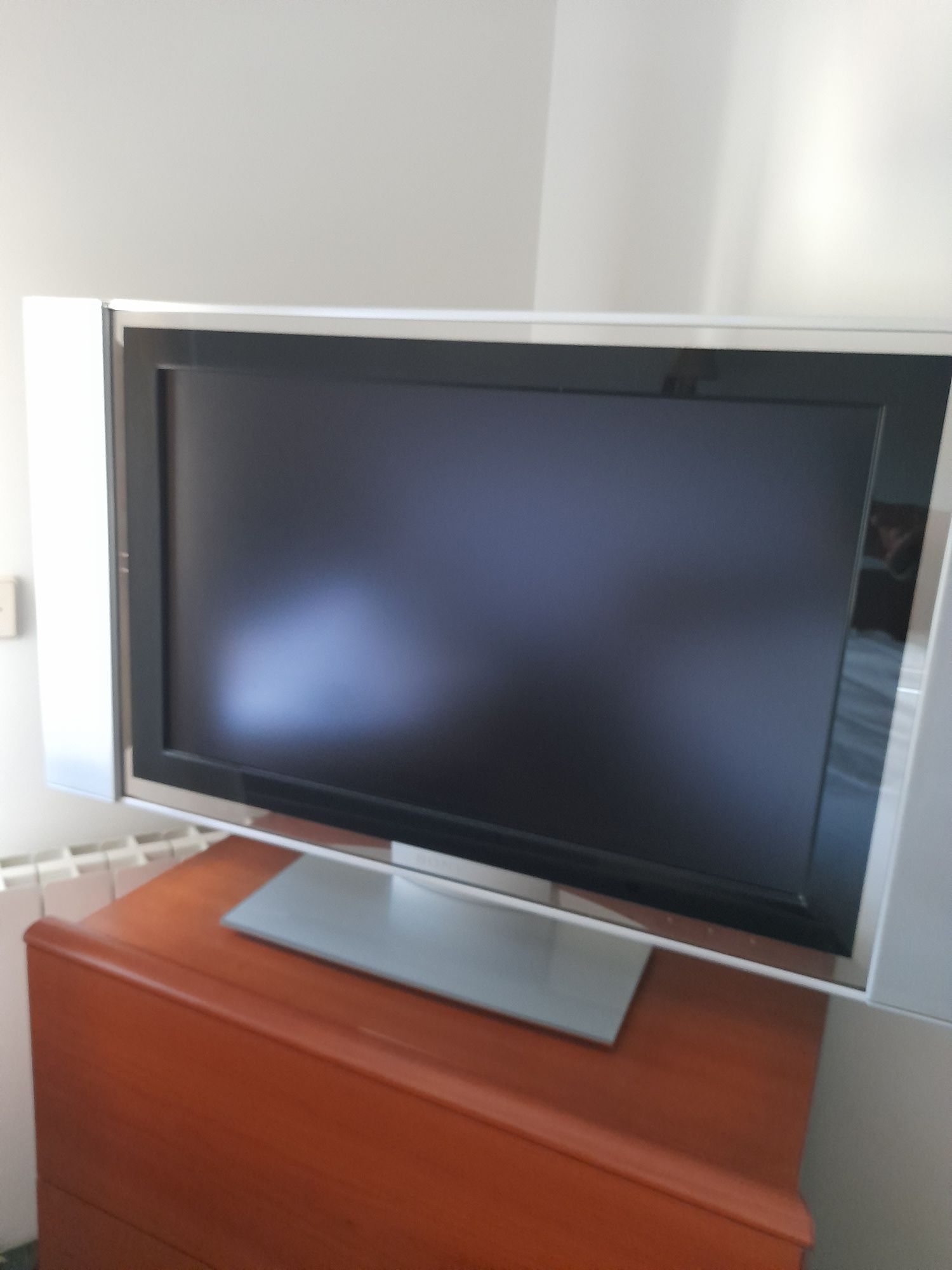 Televisor Sony KLV-30MR1 avariado