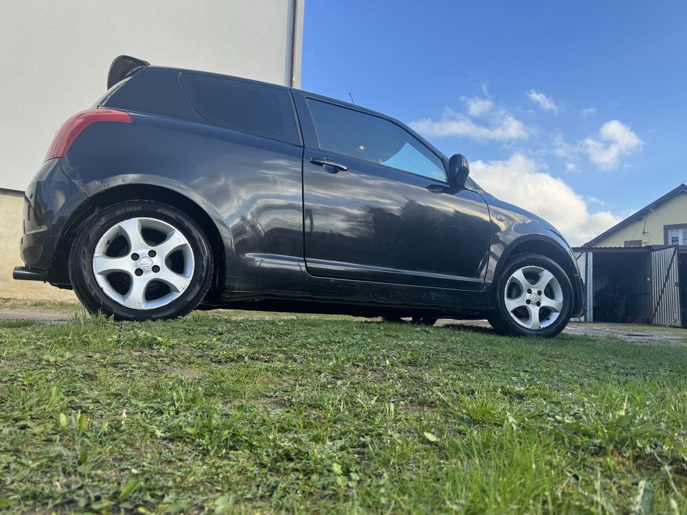 Suzuki Swift 1.5