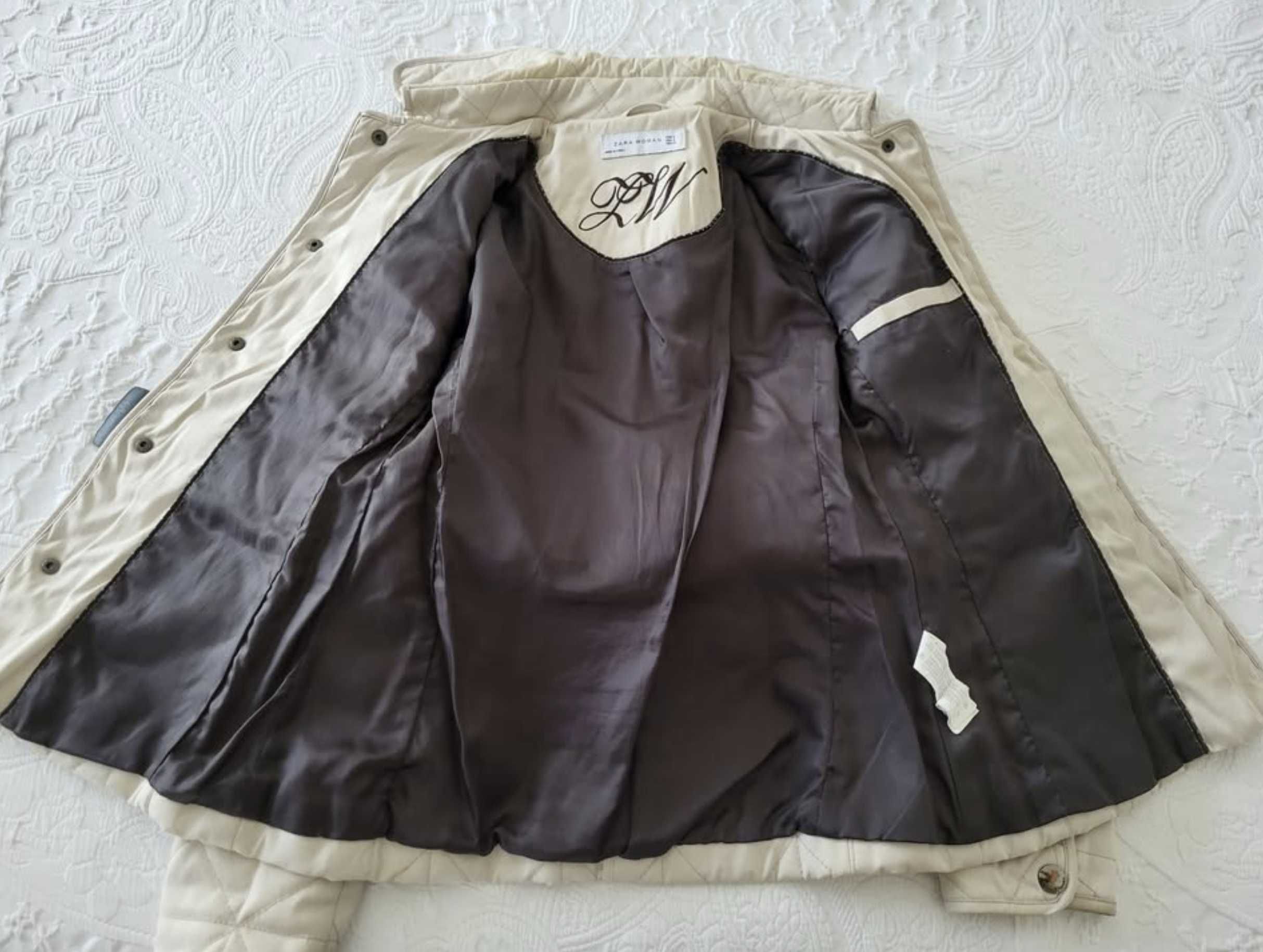 Casaco forrado Zara Woman tamanho S com cinto preto