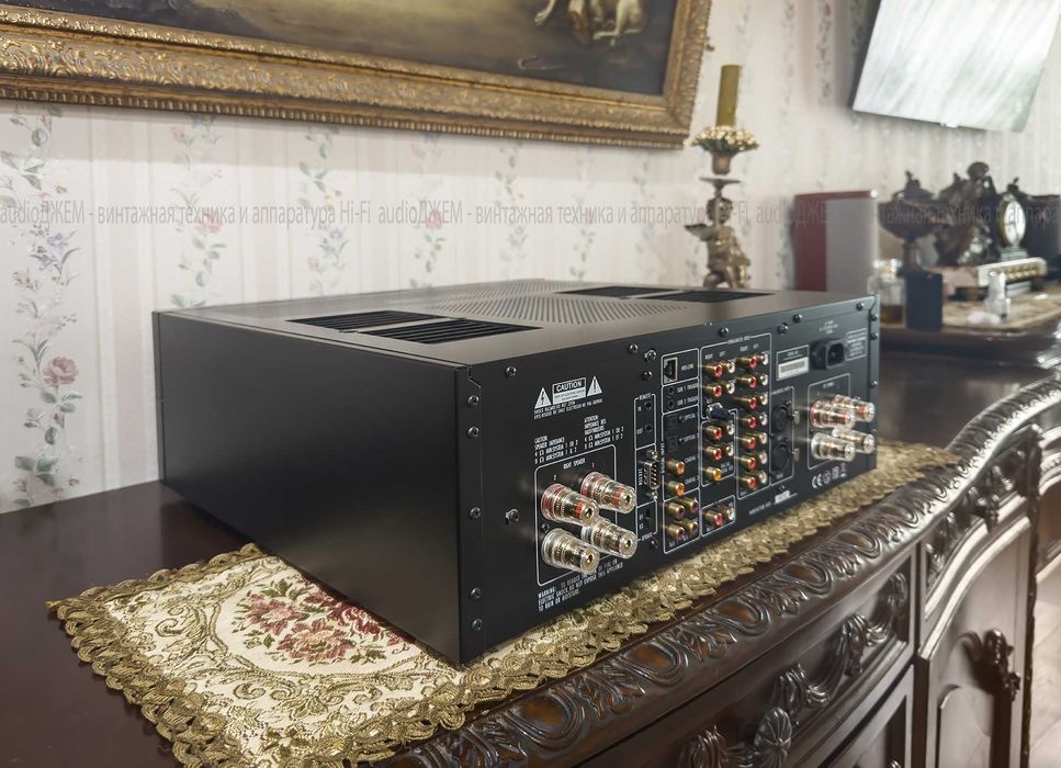 підсилювач  Harman/Kardon HK 990  USA