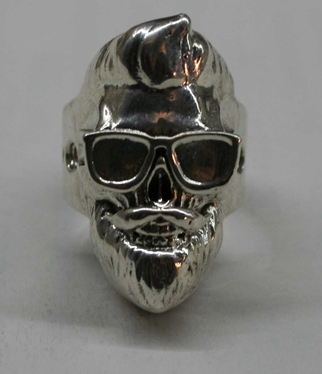 кольцо мужское череп серебрений