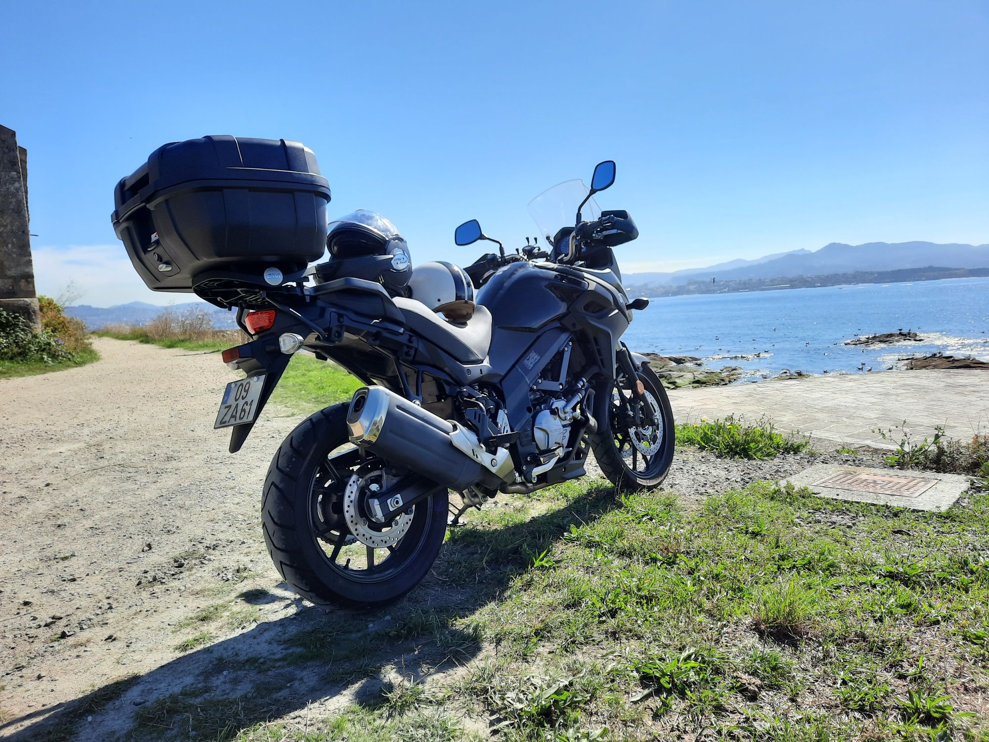 Moto Suzuki V-Strom 650 de 2019