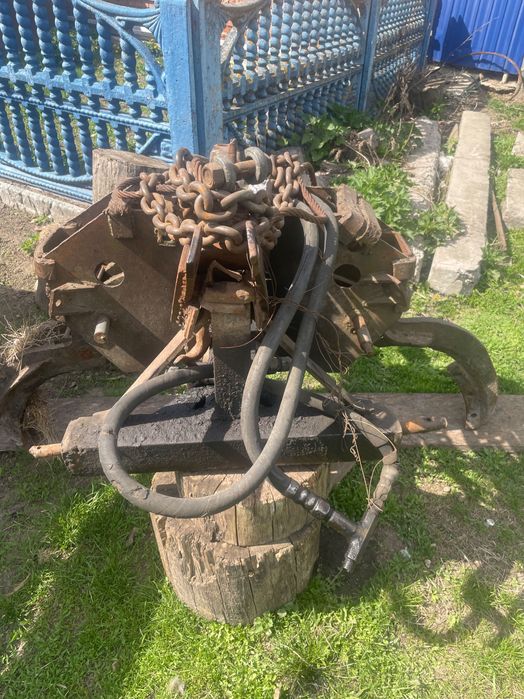 Продам терміново трактор МТЗ-50, Плуг, Причеп та Гідрозахват для лісу