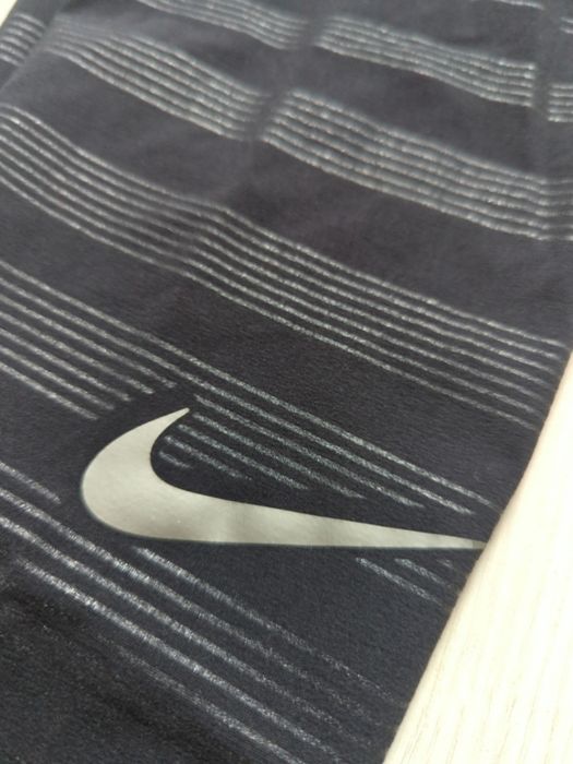 Чоловічі компресійні легінси тайси Nike L