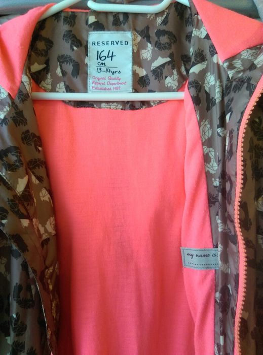 Różowa Kurtka Nieprzemakalna firma Reserved rozm.S i M