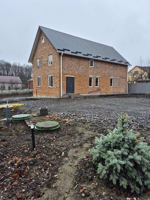 Будинок 200кв, Львівське шоссе