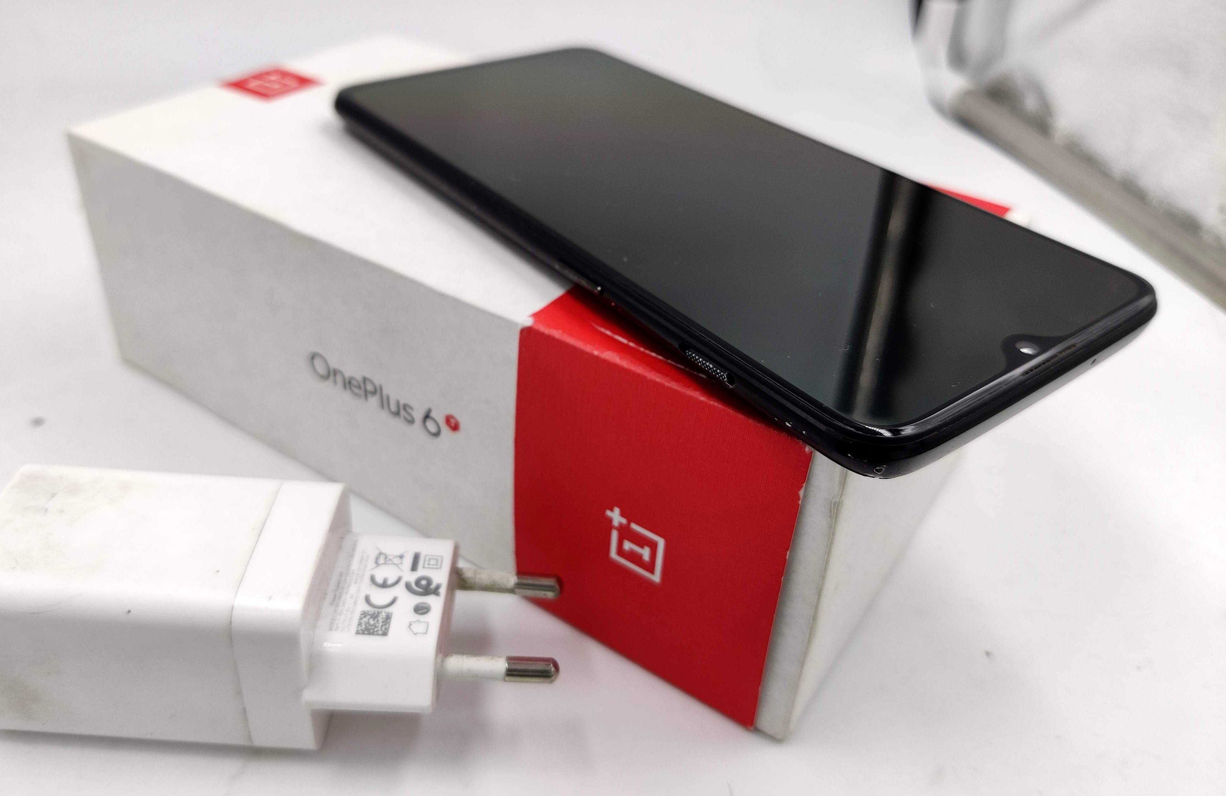 OnePlus 6t 8GB 128GB DualSim smartfon box op6t