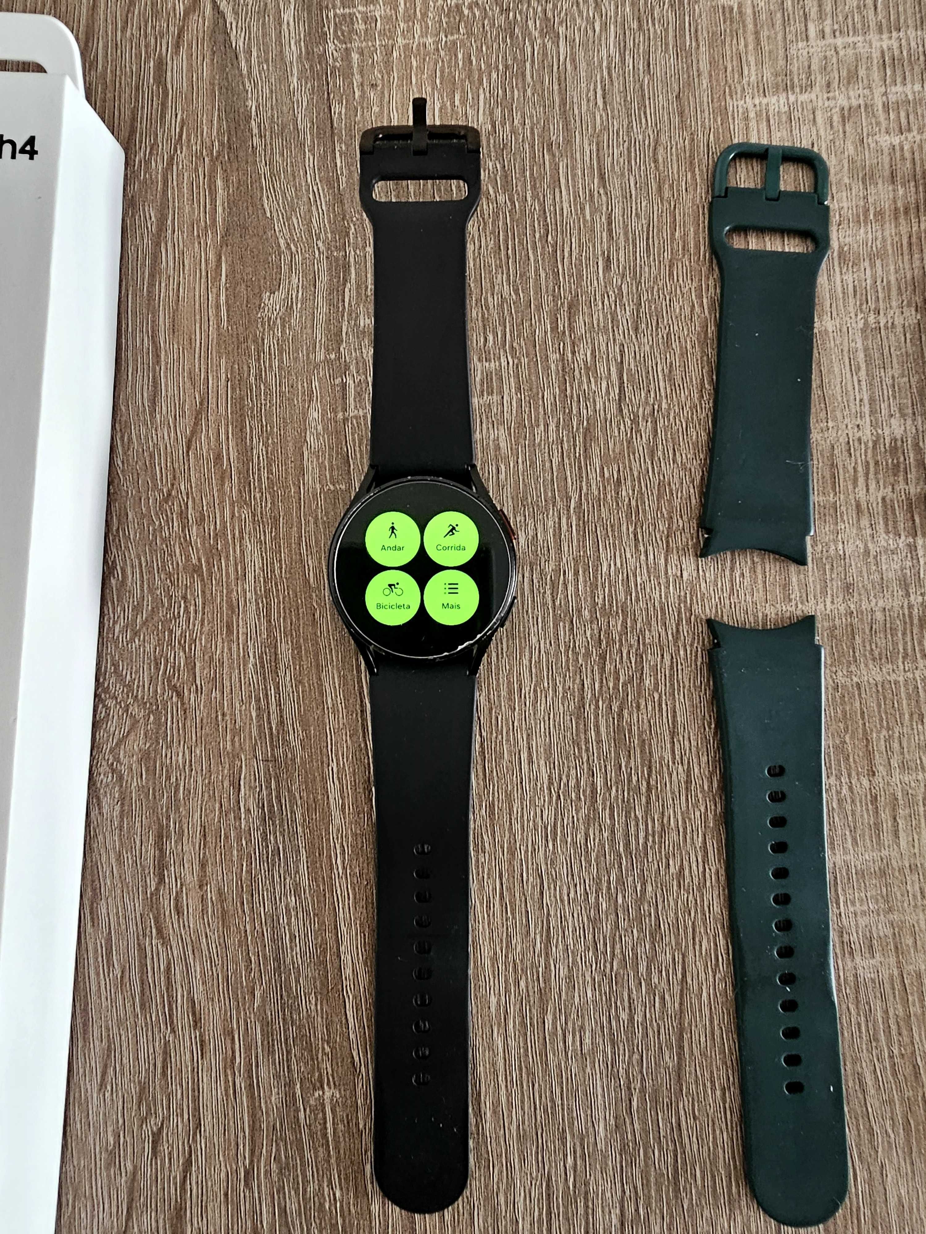 Samsung Galaxy Watch 4