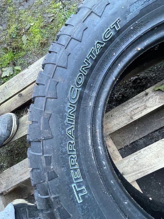 1 opona Continental 275/65/18" rims