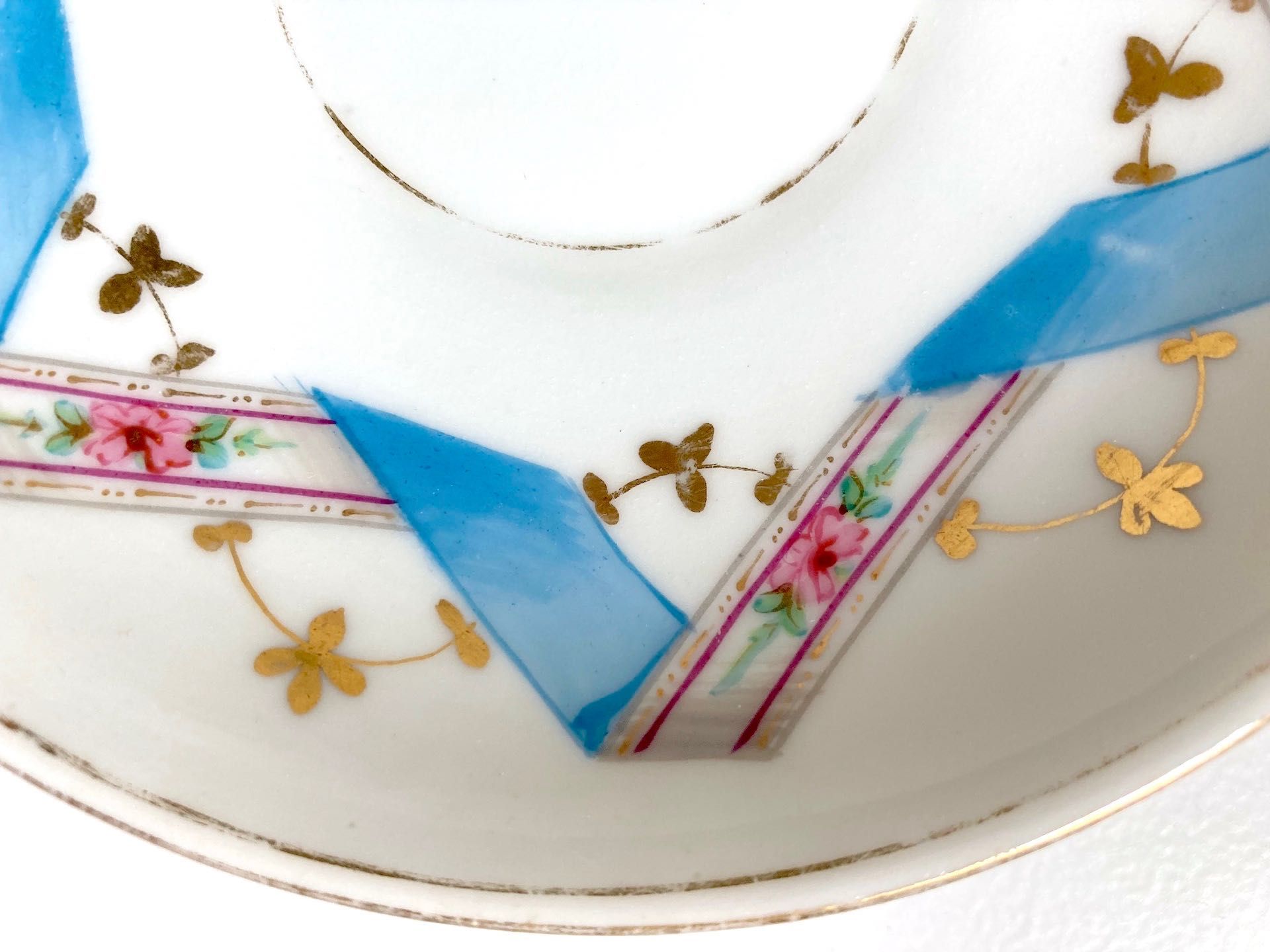 Spodek porcelana zabytkowy Biedermeier wstęgi malowany antyk