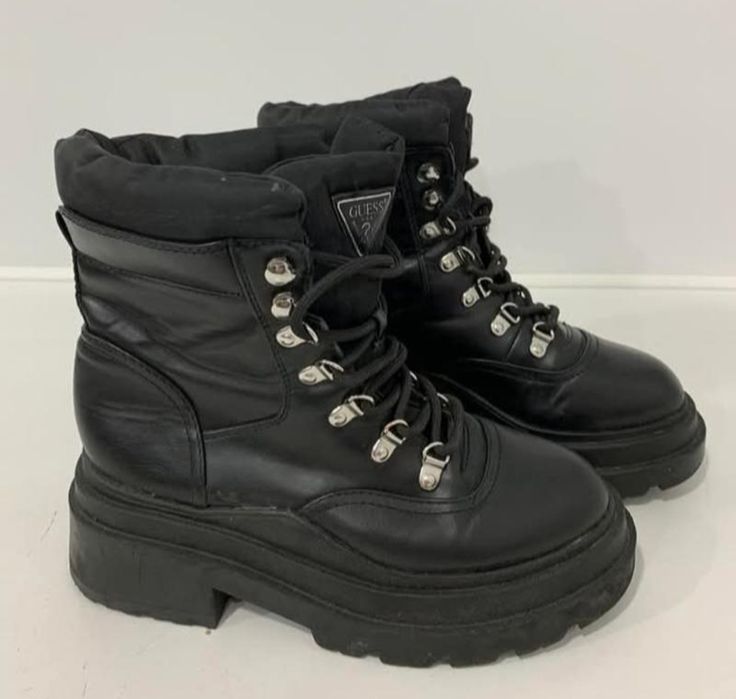 Стильные женские ботинки  очень легкие и удобные кожаные 37р. 23,5 см