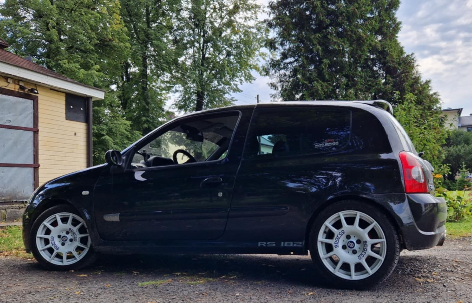 Alufelgi koła Sparco Terra White 16" 4x100 + Uniroyal Rainsport 3 2019