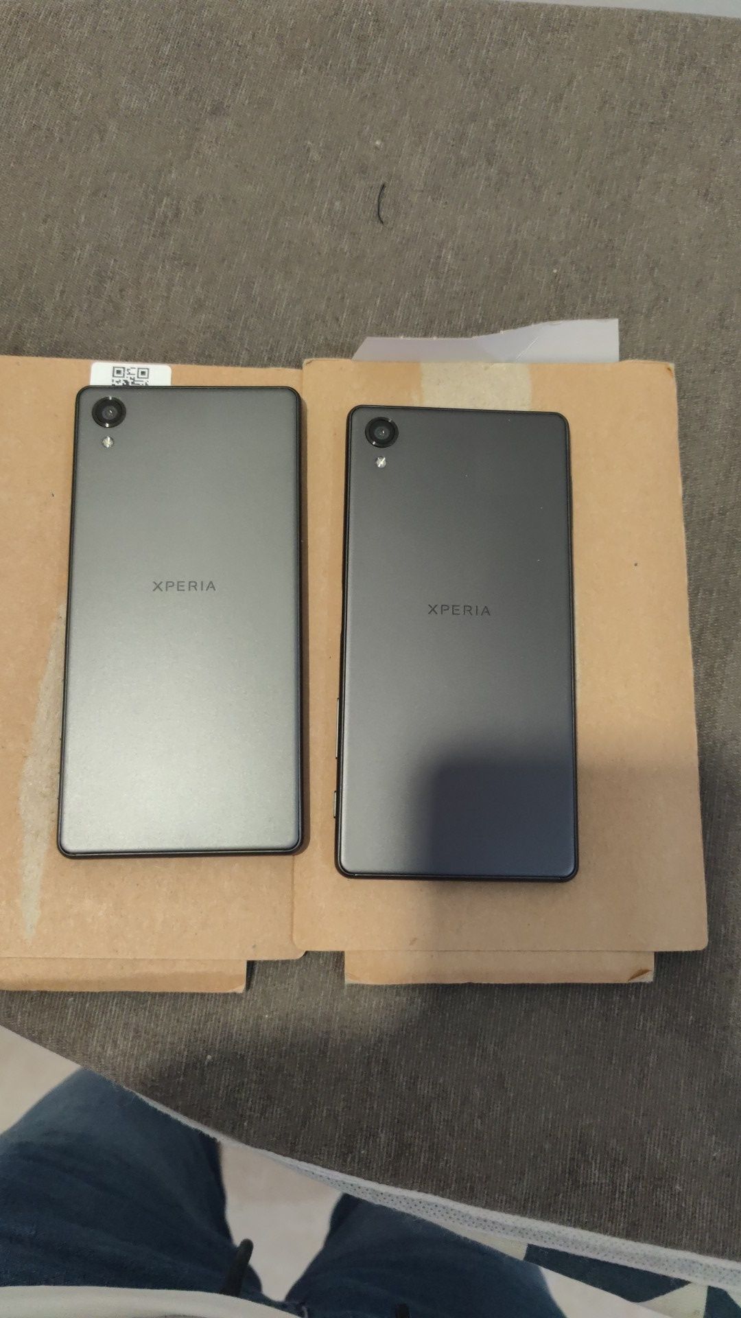 2 Xperia X novos