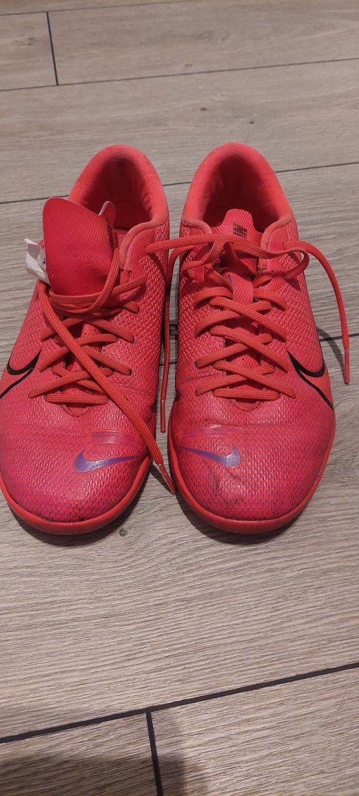 Buty nike merc rozmiar 37,5