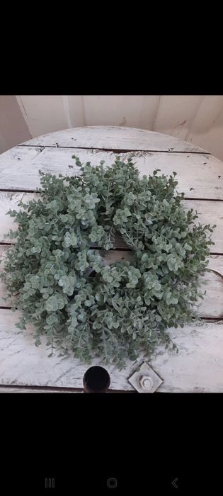 Sprzedam sztuczny wianek