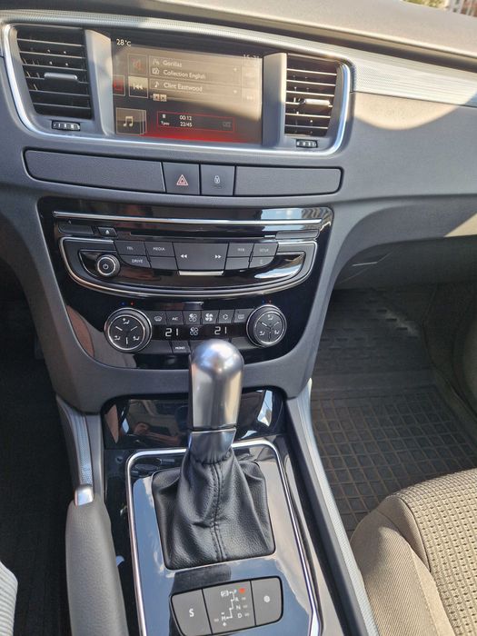 Автомобіль - продаж власного авто.