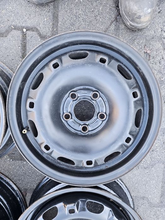 14 5x100 Felgi stalowe Skoda VW Seat