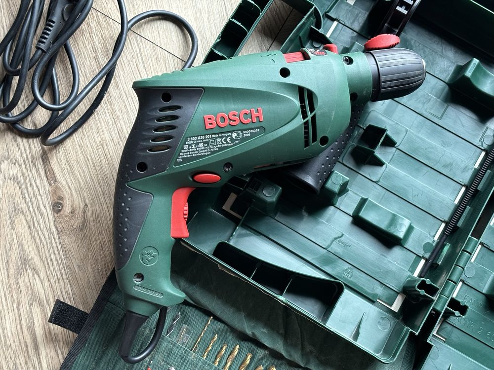 Електрична ударна дрель Bosch psb 600 re