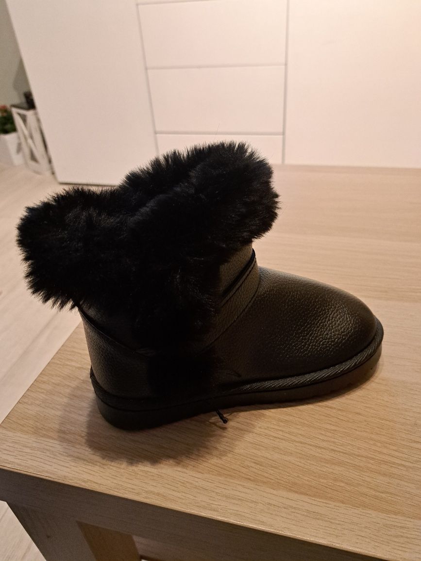 Buty zimowe dla dziewczynki