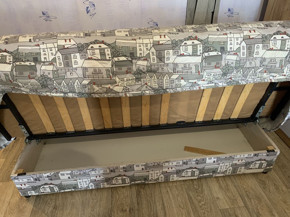 Диван розкладной б/у