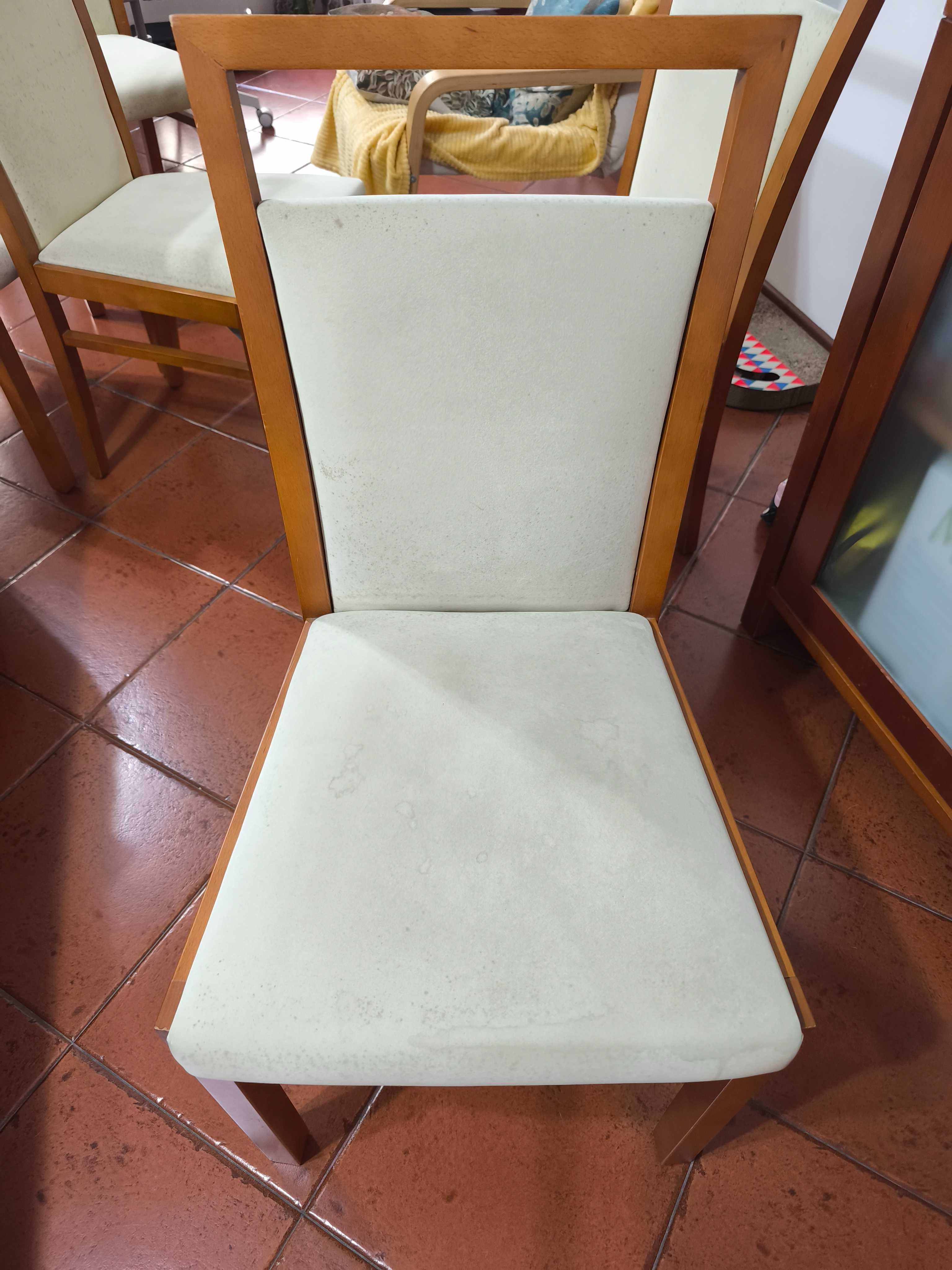Cadeira Sala em MDF