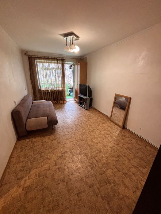 Продам 2-х кімнатну квартиру в м. Нікополь