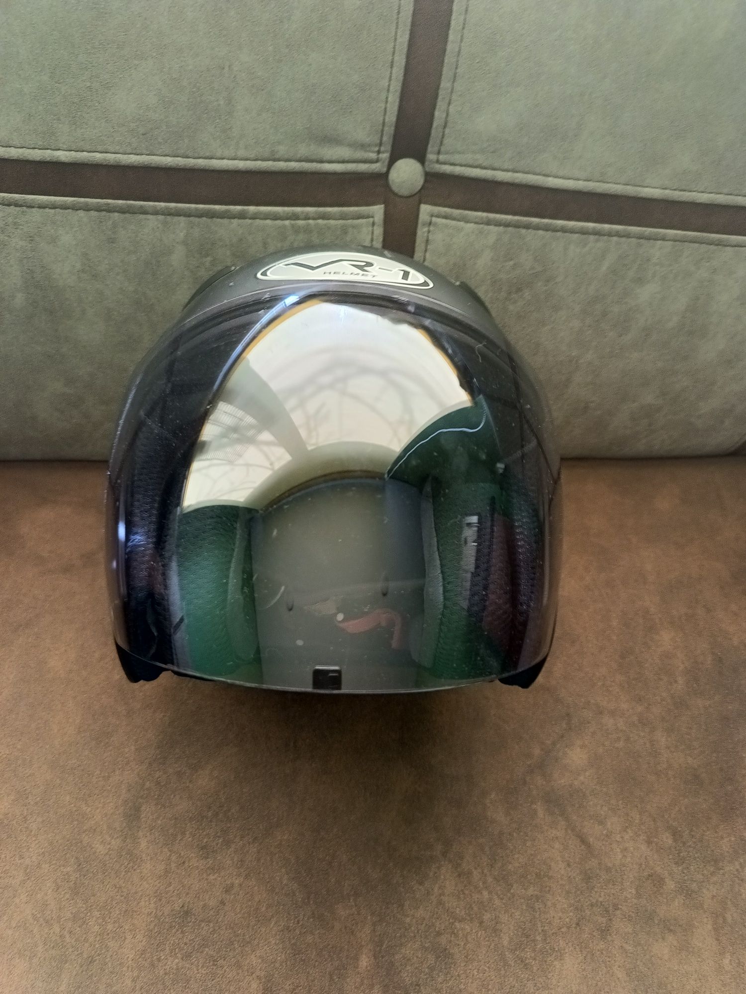 Мотошлем VR-1 Helmet