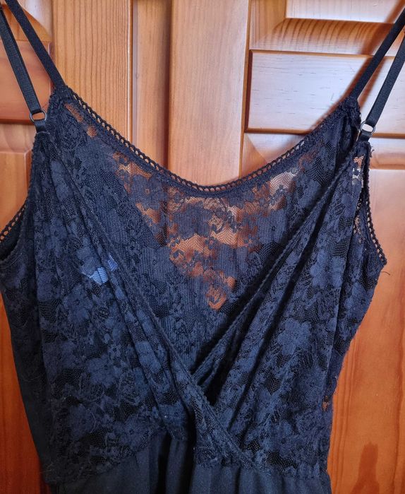 Macacão calção preto com renda H&M, tamanho XS