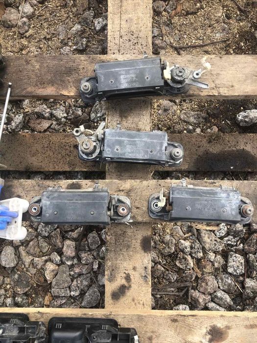 Ручка блок замок дверей Ауді Audi 100 C3