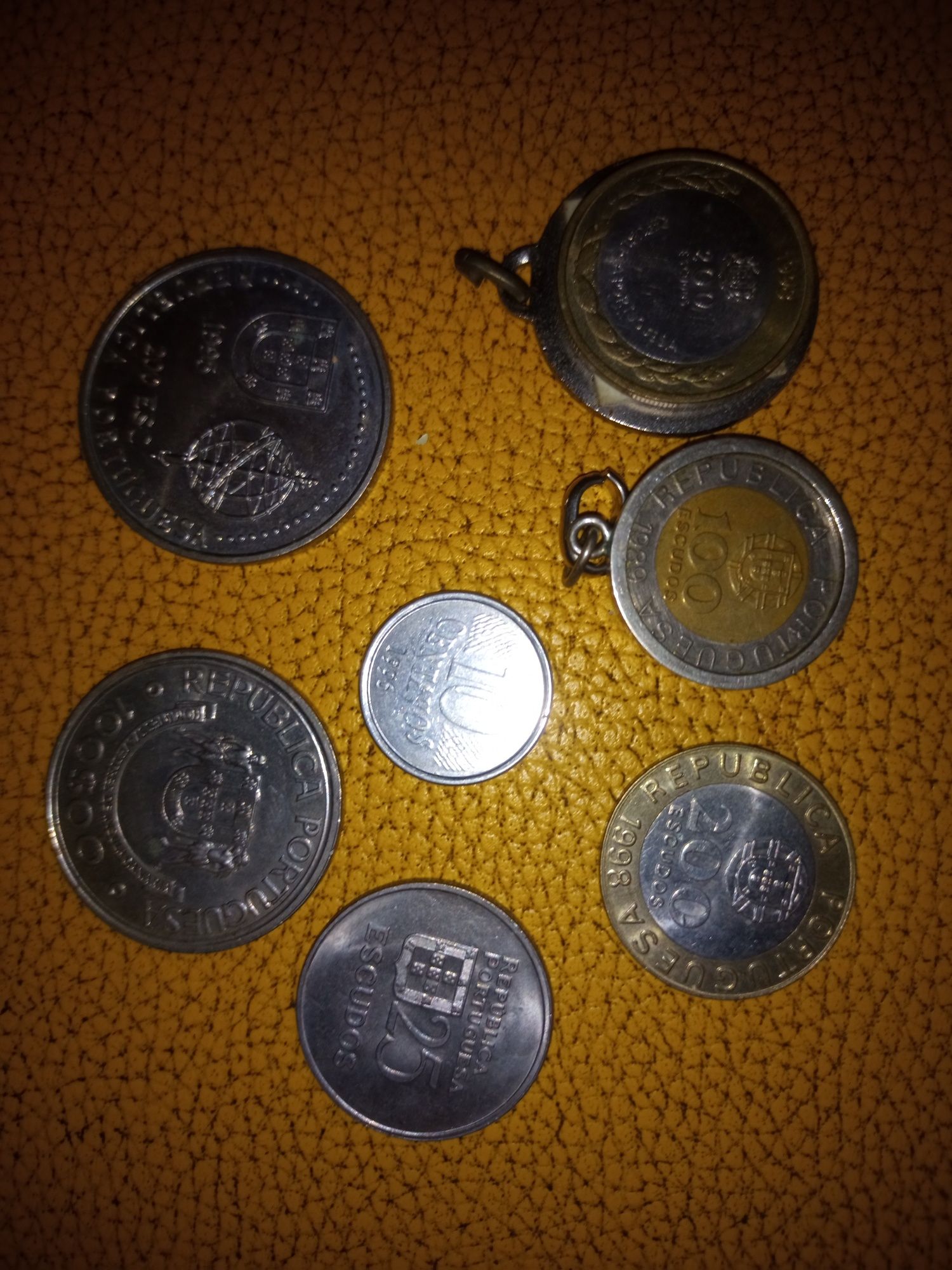 Moedas antigas portuguesas