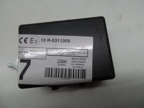 Centralina do fecho central TOYOTA Auris Hatchback (_E18_)