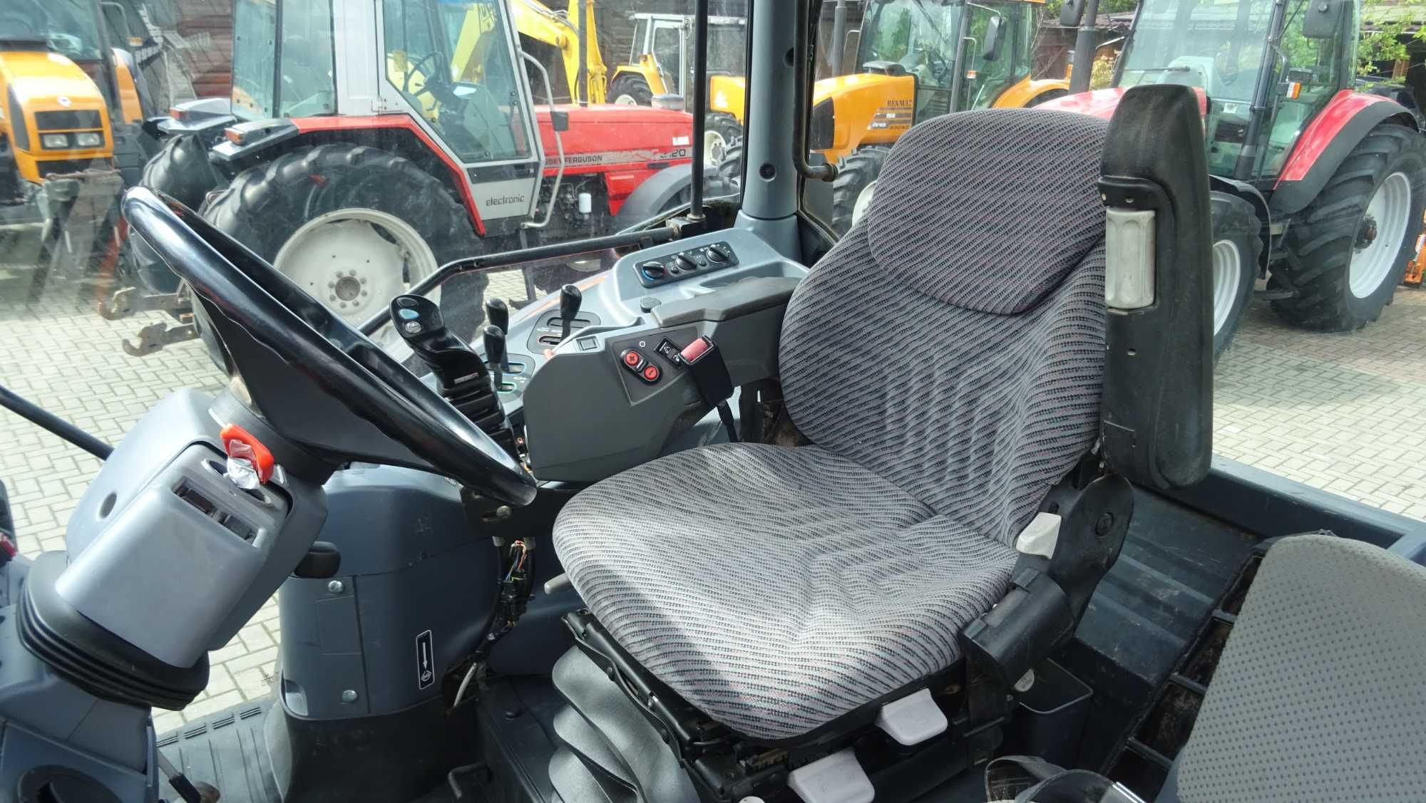 Kubota 135 GX z ładowaczem czołowym MX T 10 sprowadzona 2013r.