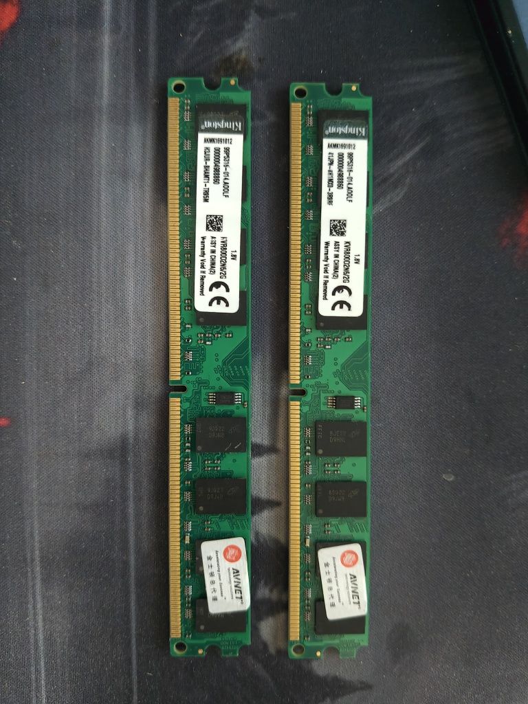 Оперативная память Kingston DDR2 800 2Gb kit 2x2
