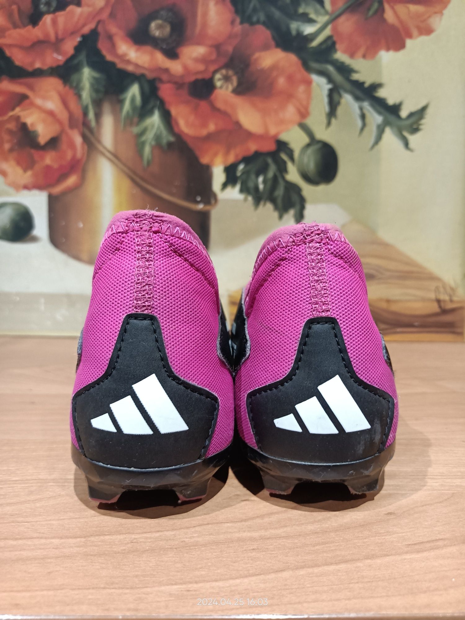 Polecam piłkarskie korki dzieciece adidas Predator nr. 35