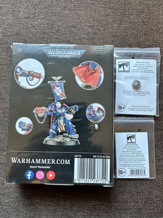 WH40 Kapitan Centos + Przypinka + Moneta Warhammer 40000 Ultramarines
