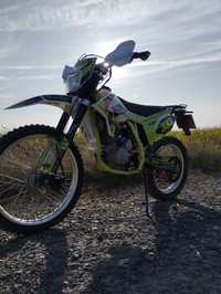 BSE J3D мотоцикл
