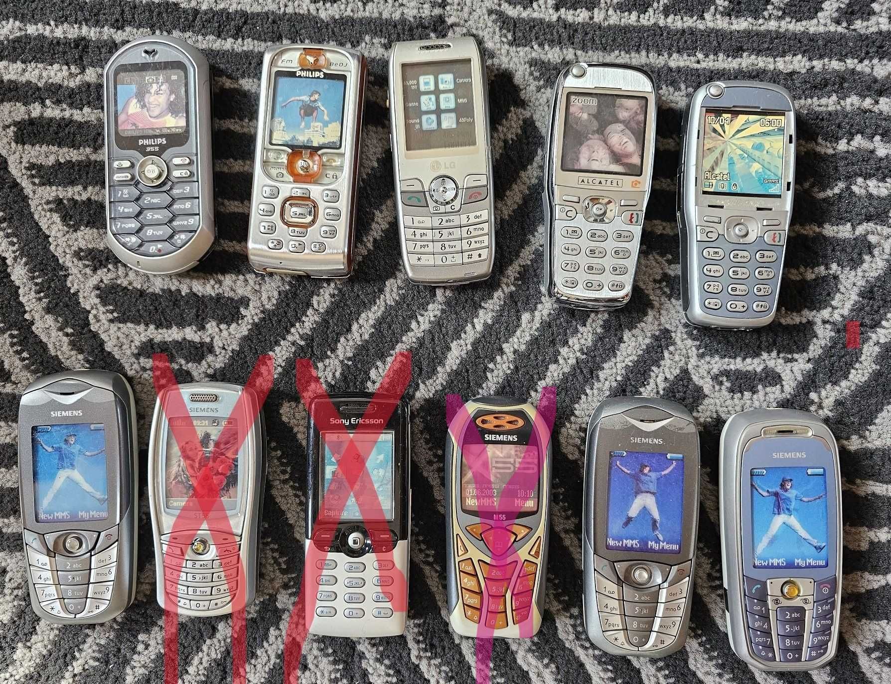 Atrapy starych telefonów GSM oryginalne kolekcjonerskie 22szt komplet