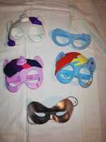 Maski, okulary, zabawki dla dziewczynki do przebierania