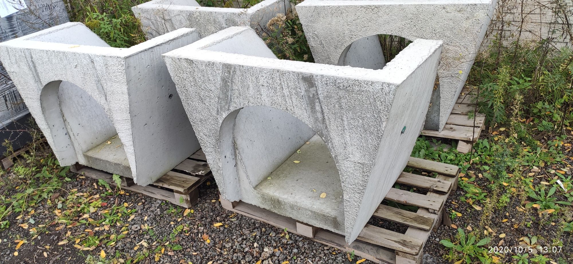 Mur ściana oporowa przepust