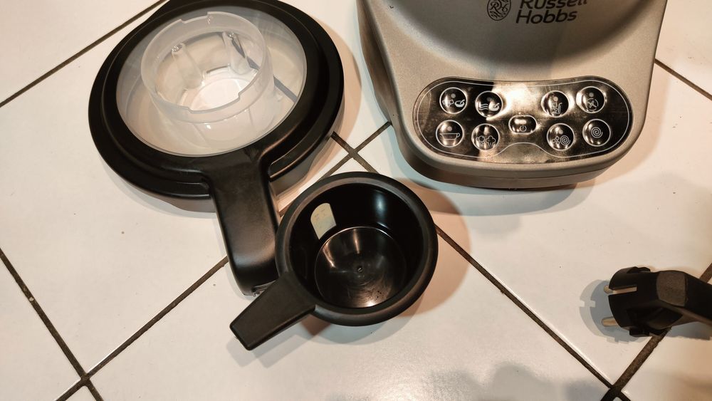 Blender Russell Hobss 1 , 75 litra  1200w