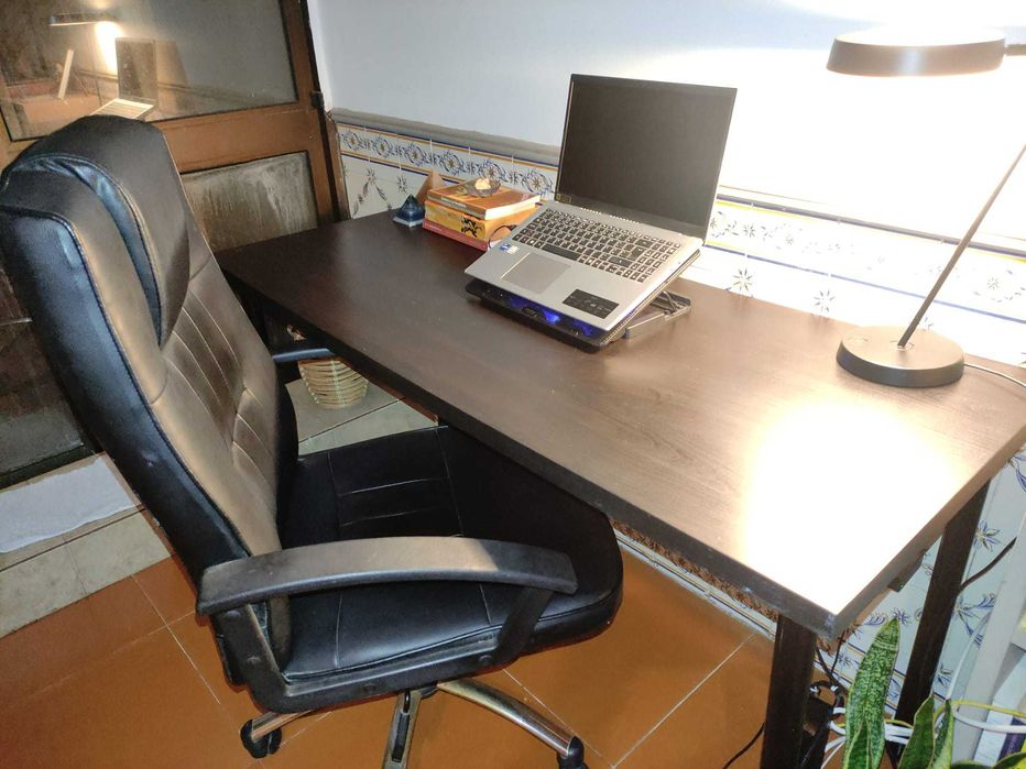 Secretária Ikea 140x60