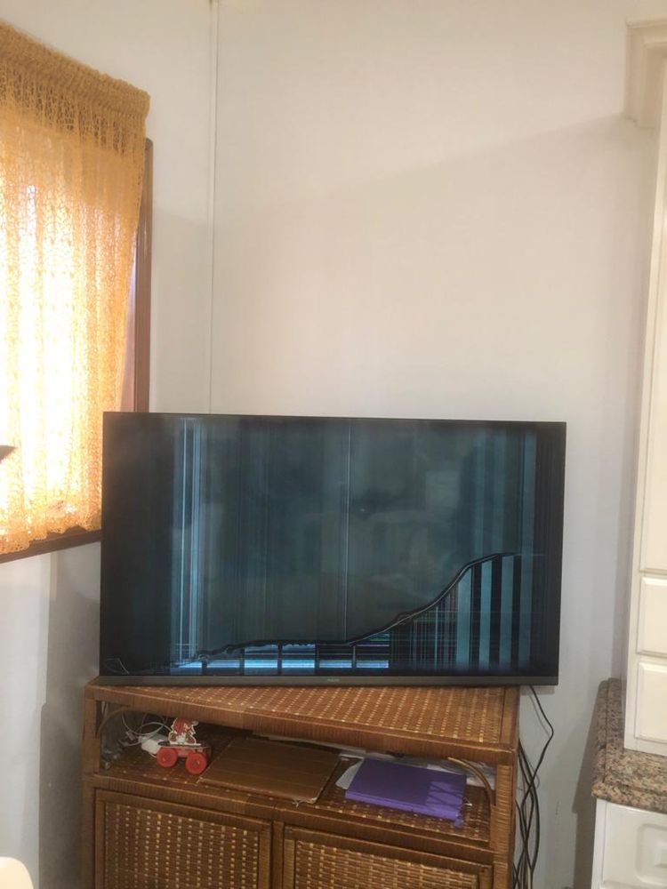 Televisão para peças philips 108 cm