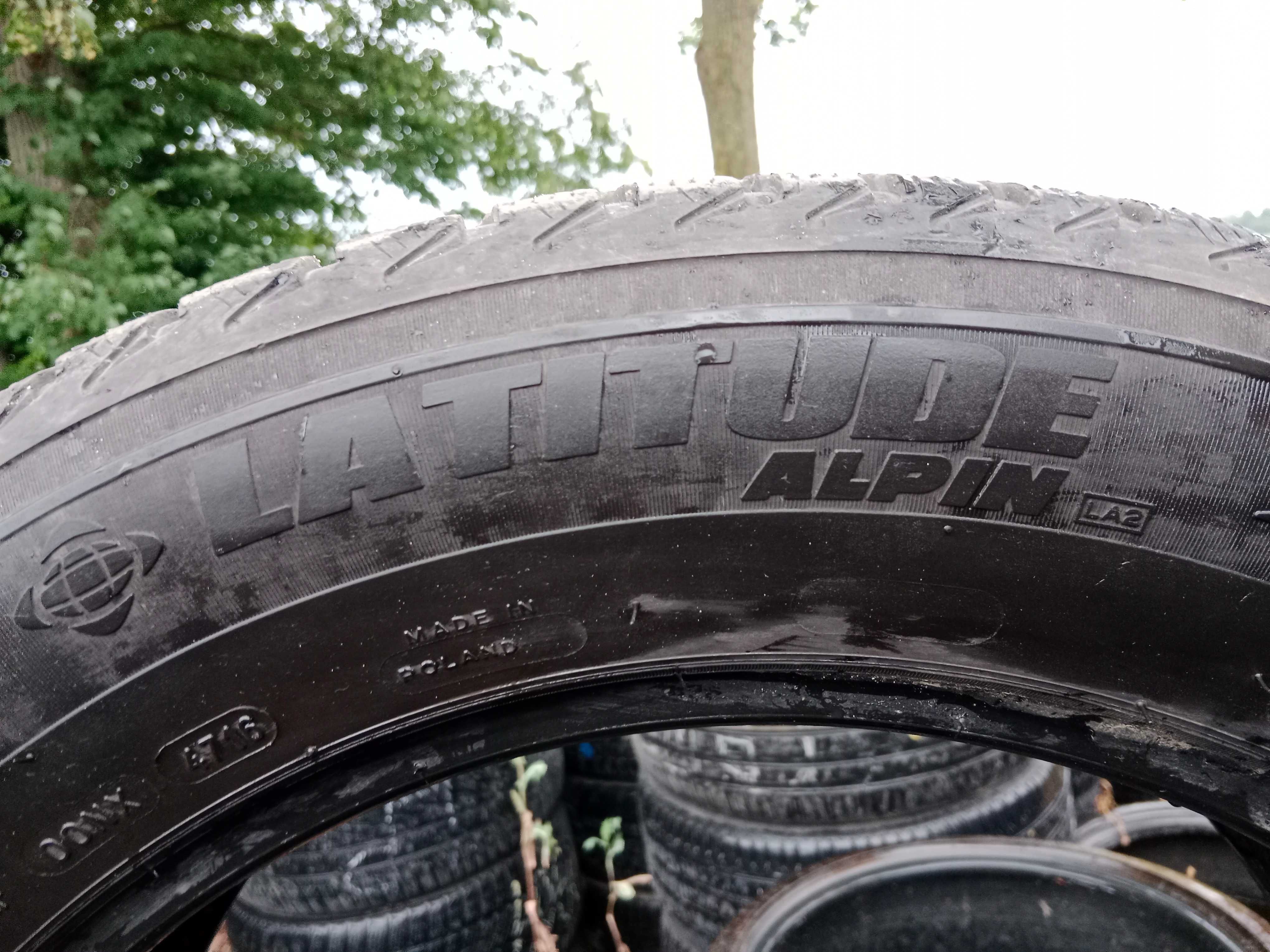 Opona używana zimowa 235/60R18 Michelin Latitude Alpin LA2 1szt.