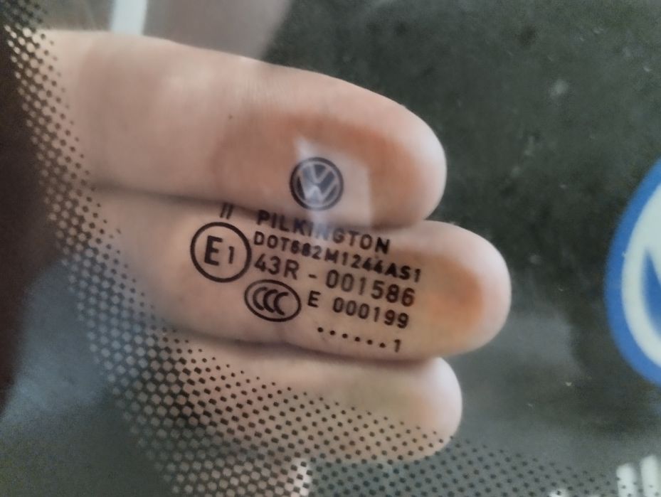 Лобове скло авто скло VW Tiguan passat b7 golf 6 bmw x5e70 audi q5 a4