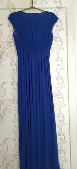 Вечірня сукня (розмір М)