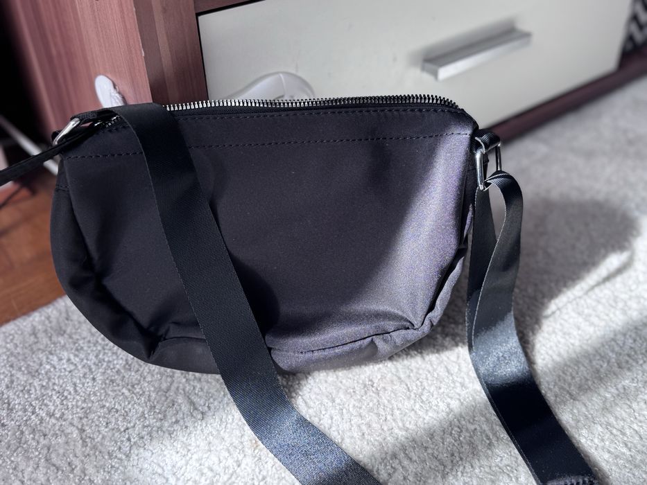 Torebka damska crossbody Sinsay czarna