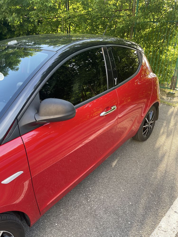 Продам Lancia ypsilon 2012 р.в. 0,9 biturbo