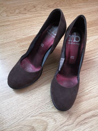 Кожаные туфли бренда Vera Pelle, размер 37