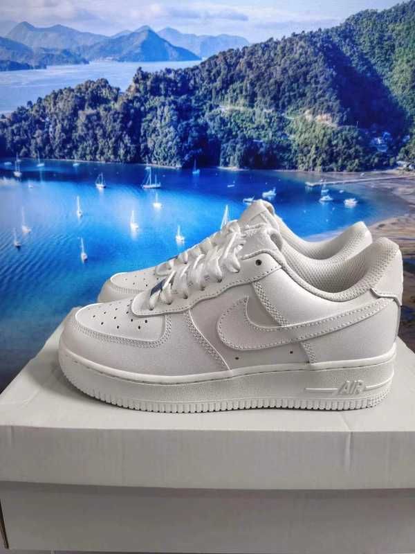 Nike Air Force 1 Low '07 White 39