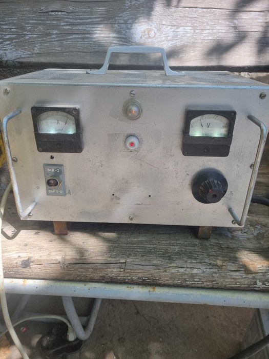 Зарядное устройство 20А